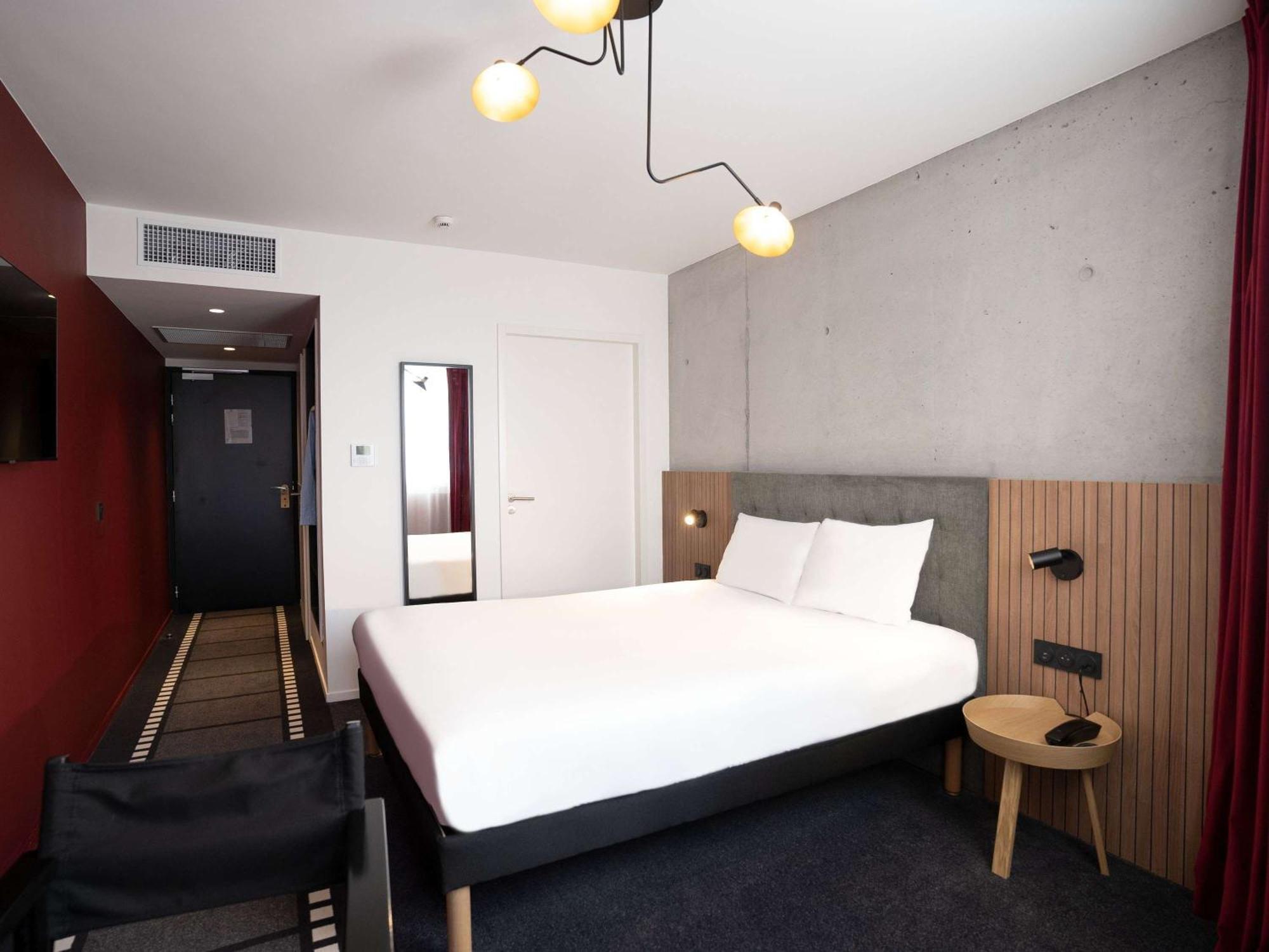 Ibis Styles Lens Centre Gare Hotel Ngoại thất bức ảnh
