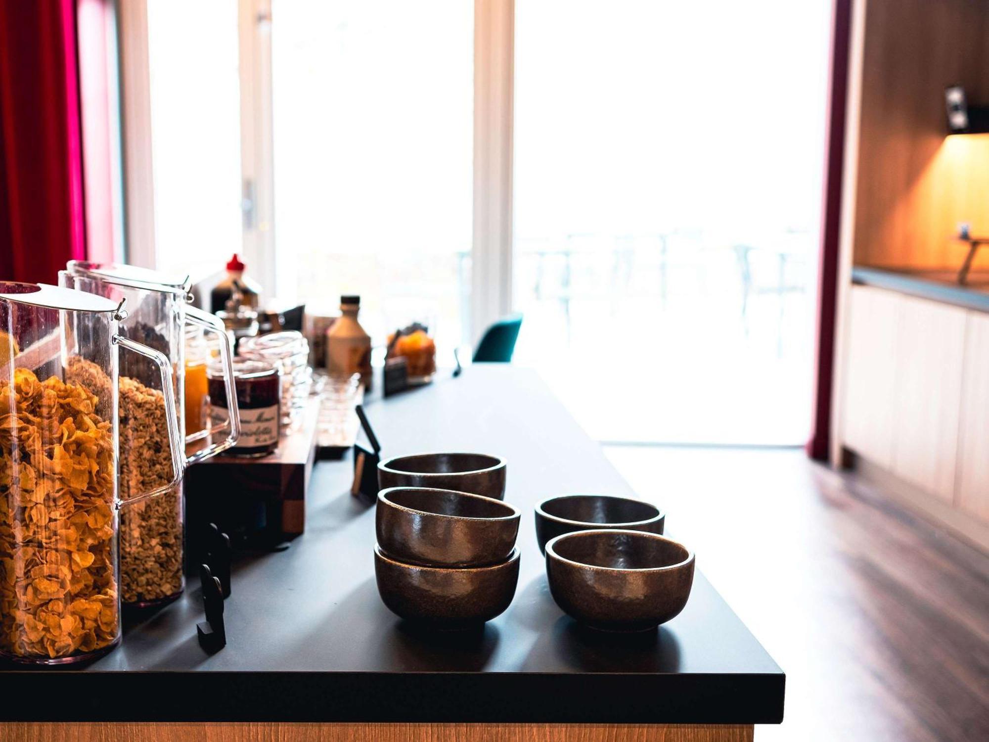 Ibis Styles Lens Centre Gare Hotel Ngoại thất bức ảnh